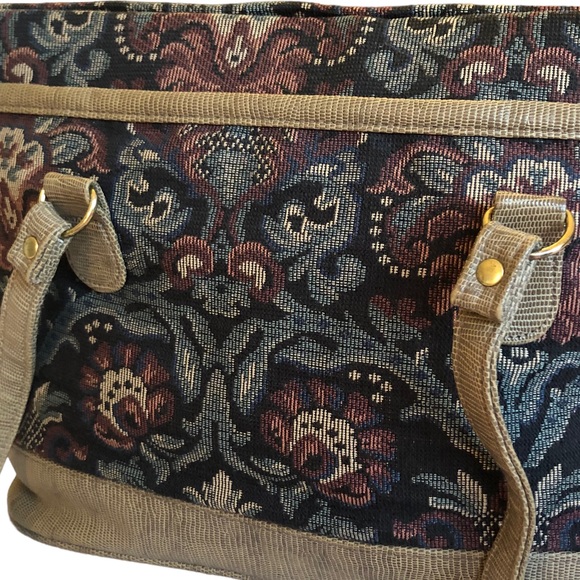 Vintage Tapestry Handbag - Picture 7 of 12